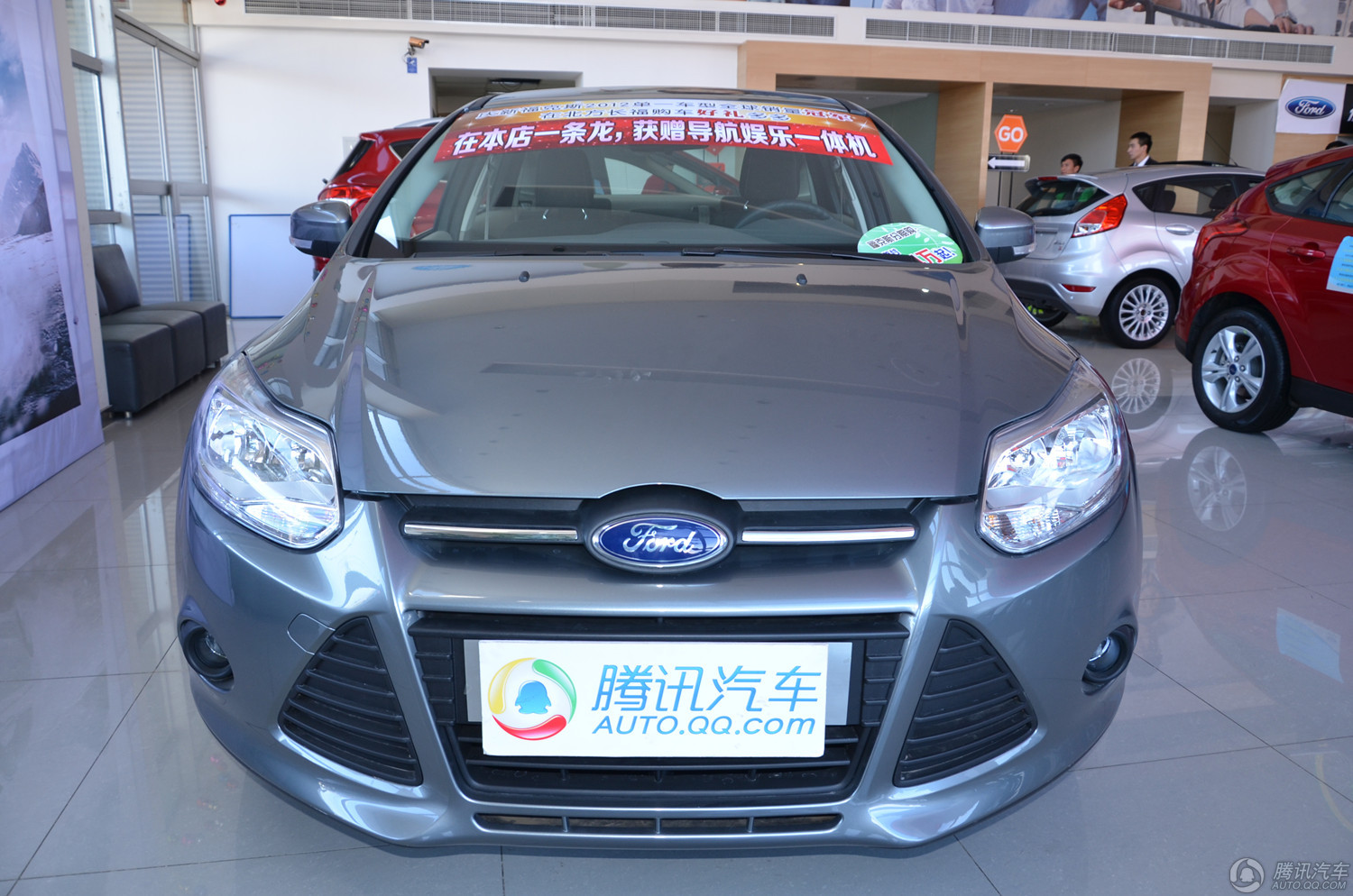 2012款 福克斯 三厢 1.6L AT舒适型