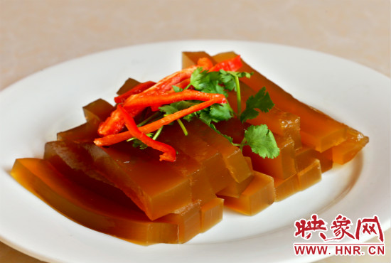 滑嫩爽口的鱼鳞冻