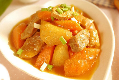 日式马铃薯炖肉：最佳搭配 绝对入味好选择