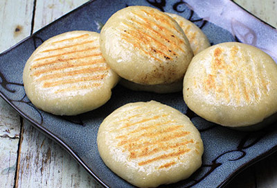 烫面猪肉馅饼：肉汁四溅 鲜香美味