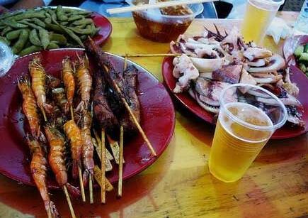 啤酒配海鲜易致痛风 平时要多喝水来预防