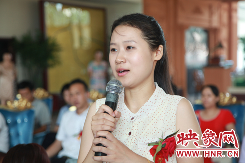 各媒体记者提问