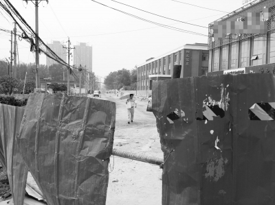 封闭施工8个月后的政七街道路工程现状