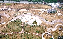 郑州年底前开放两大公园 “荷塘月色”赏心悦目