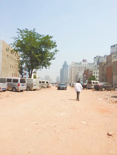 桐柏路南延，原来的城中村后河芦已拆除成平路。