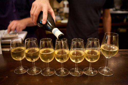 美丽曙光酒吧(La Belle Aurore)