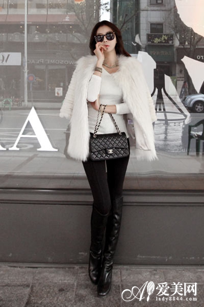  外套+长靴搭配示范 视觉显高有妙计 