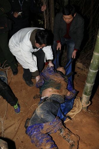 盗墓团伙进入墓室后昏迷 报警求助遭逮捕(图)