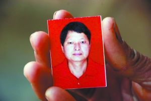 吴伟青自杀身亡。