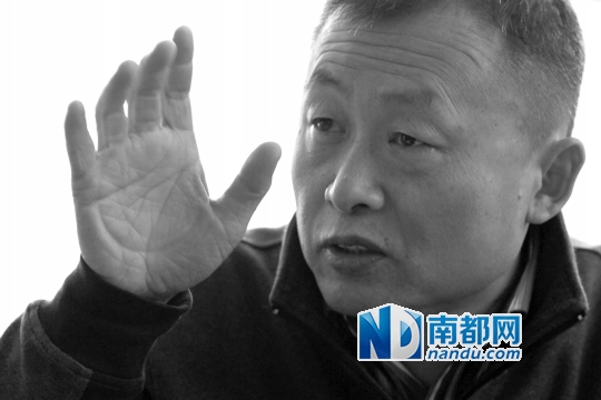 全国政协委员、清华大学公共管理学院N G O研究所所长王名在全国两会期间接受南都记者采访。