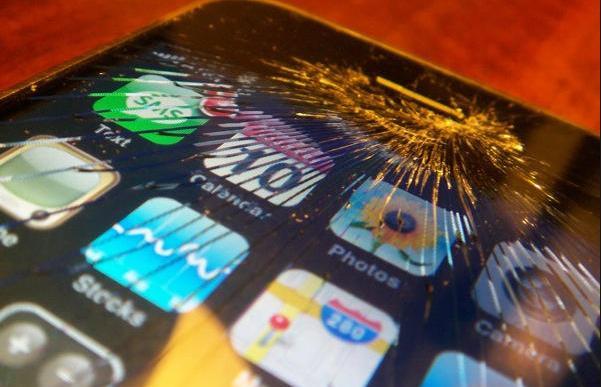 手机售后服务调查报告：苹果刚及格