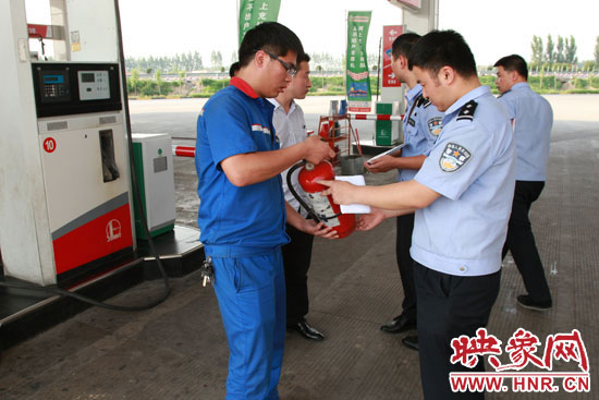 　河南高速开展反恐安全大排查，严禁服务区销售散装油品。