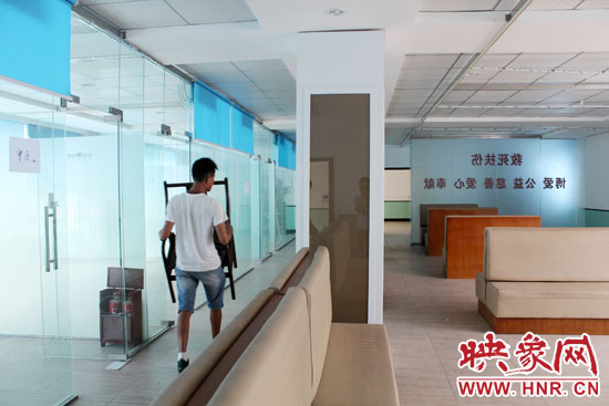 一度红火的“免费”如今人去屋空