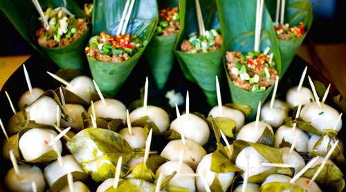 全国十大人气小吃街 游客满嘴食物仍不停