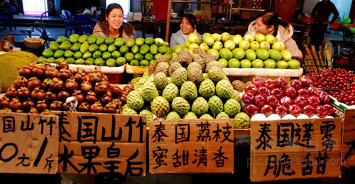 全国十大人气小吃街 游客满嘴食物仍不停