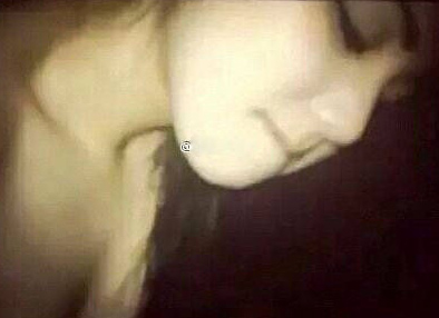 疑似邓紫棋“艳照”