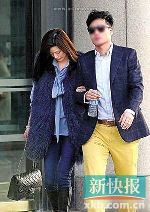 全智贤老公罕见露脸 被赞“帅炸天”